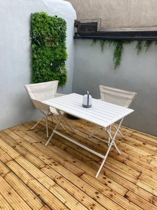 Appartement Centre Ville Quimper Avec Terrasse Bagian luar foto